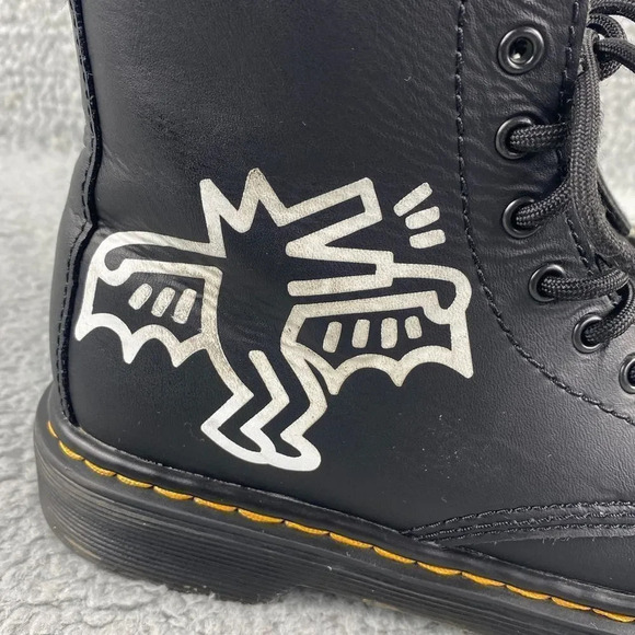 DR MARTENS X KEITH HARING 1460Y BOOTS TODDLER SIZE 2 KIDS LEATHER LACE UP PRINT - Picture 7 of 16